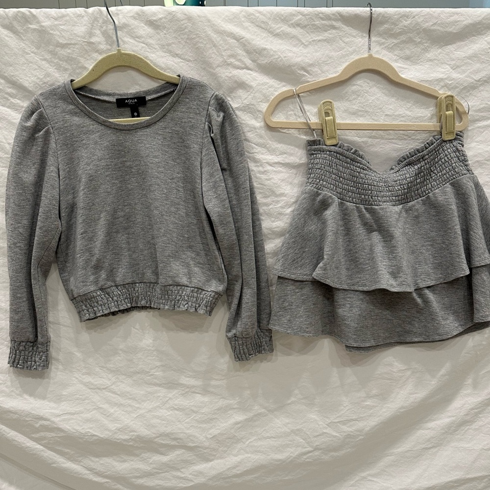 Aqua girls flouncy skirt and long sleeve grey sleeve top size M grey